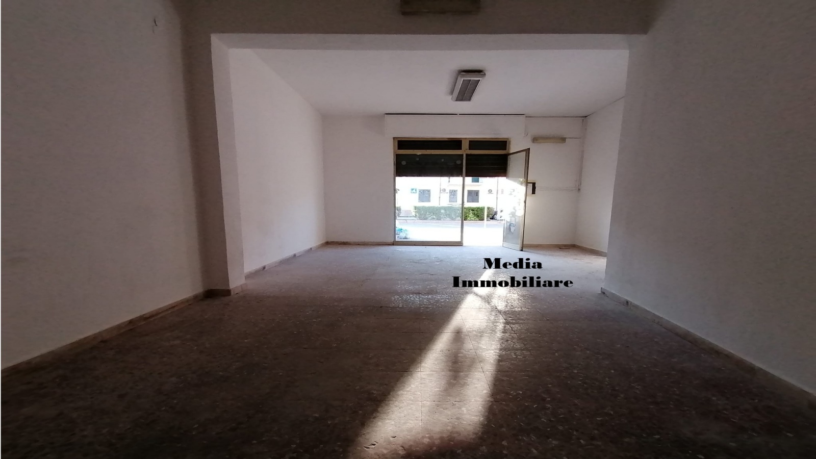 206 Viale Santa Panagia,Siracusa,Commerciale,Viale Santa Panagia,2031
